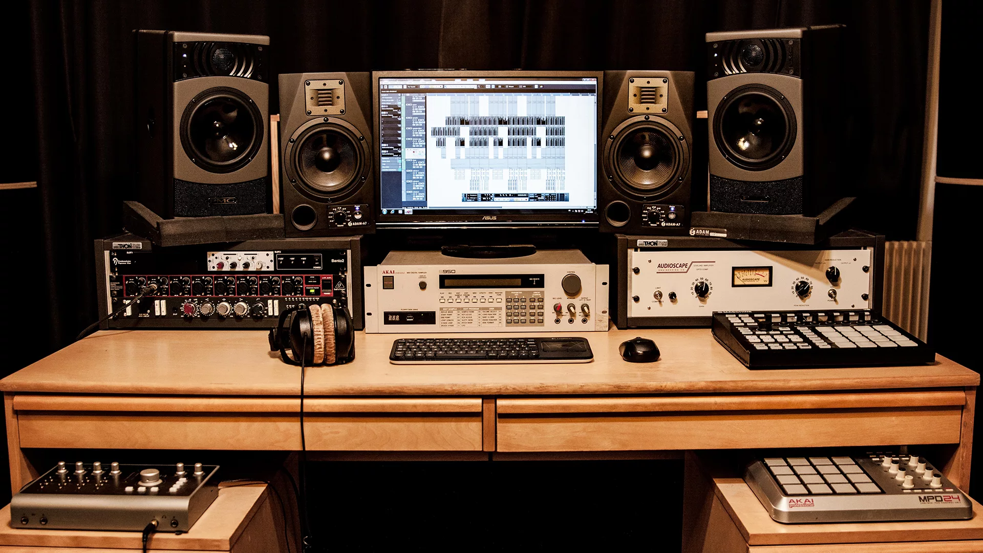 Studio de mixage-mastering, formations MAO