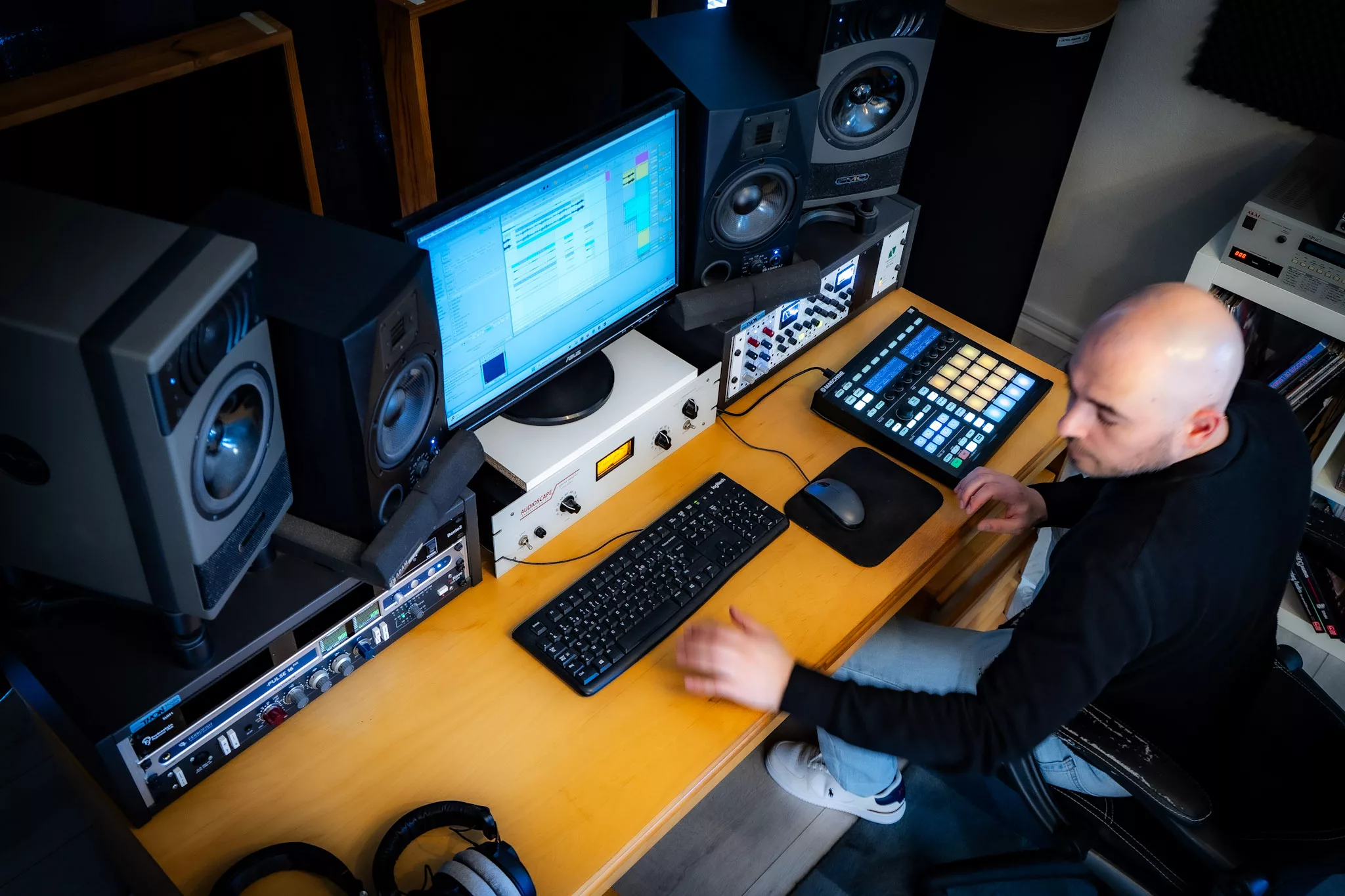 photo mixage mastering Theravada Records